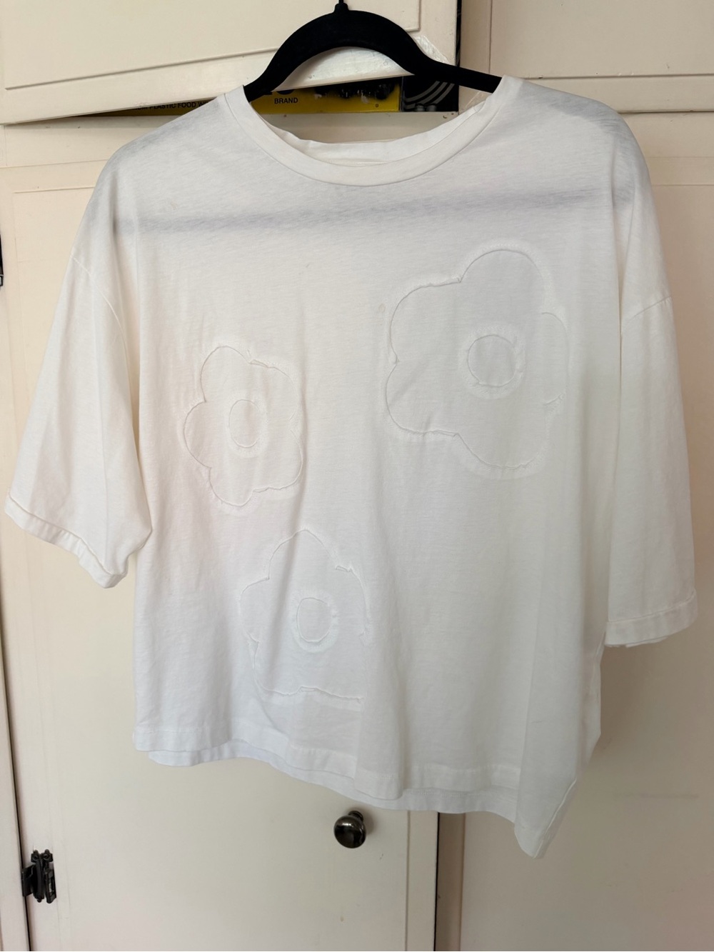 White Short-Sleeve Tee with Subtle Flower Appliqués